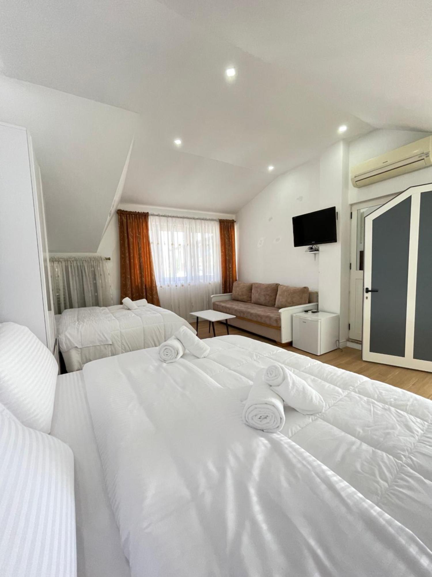 Vila Nela ชโคเดอร์ ภายนอก รูปภาพ
